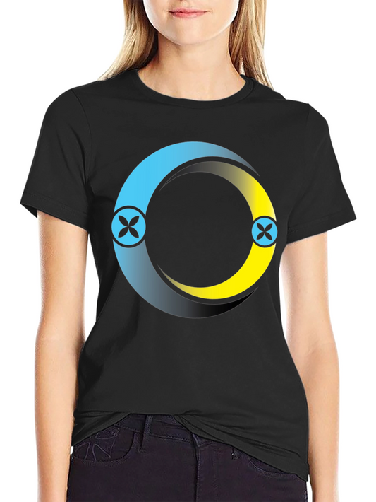 Circle Logo Black T-Shirt: Modern Casual Style