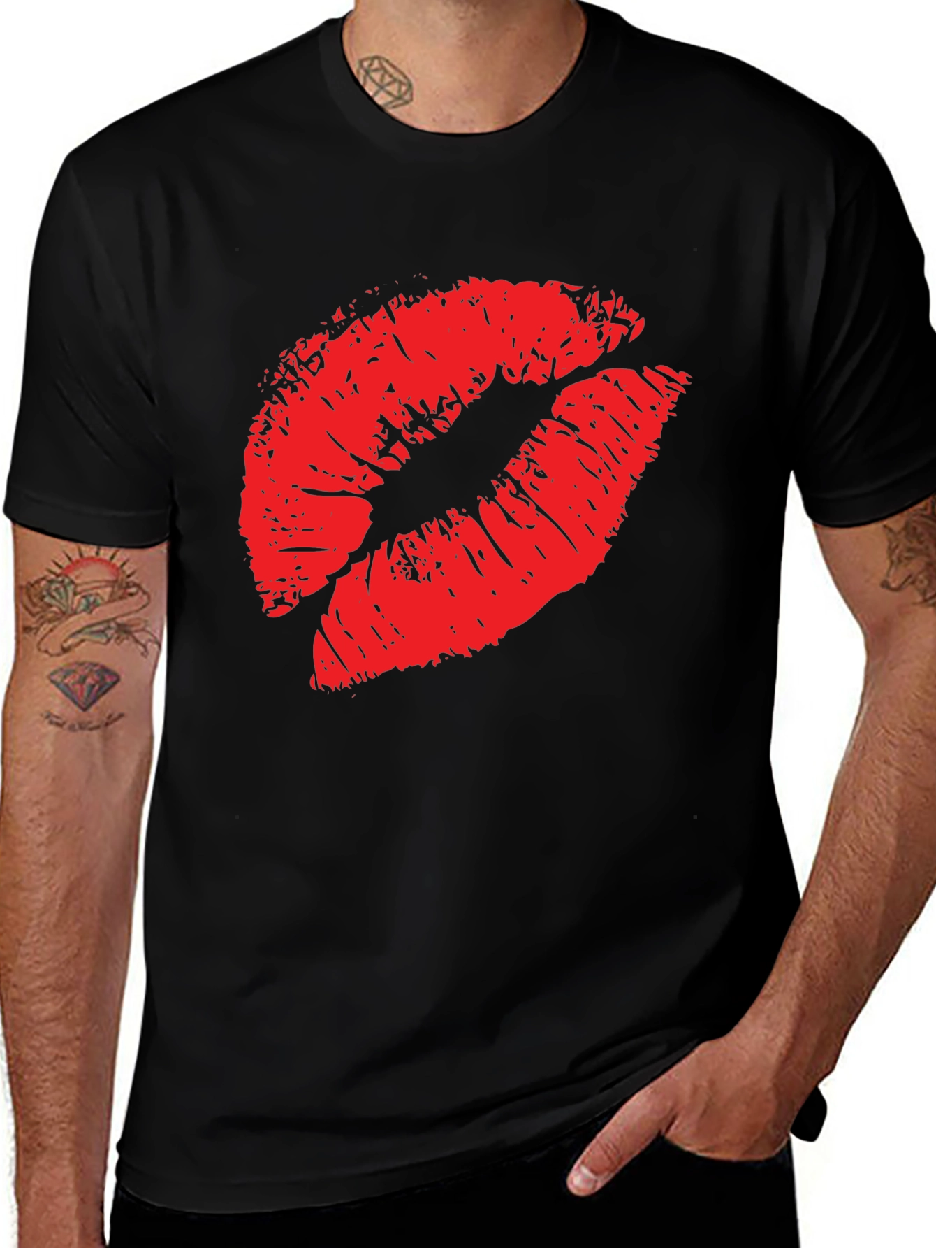 Red Lips Print Black T-Shirt