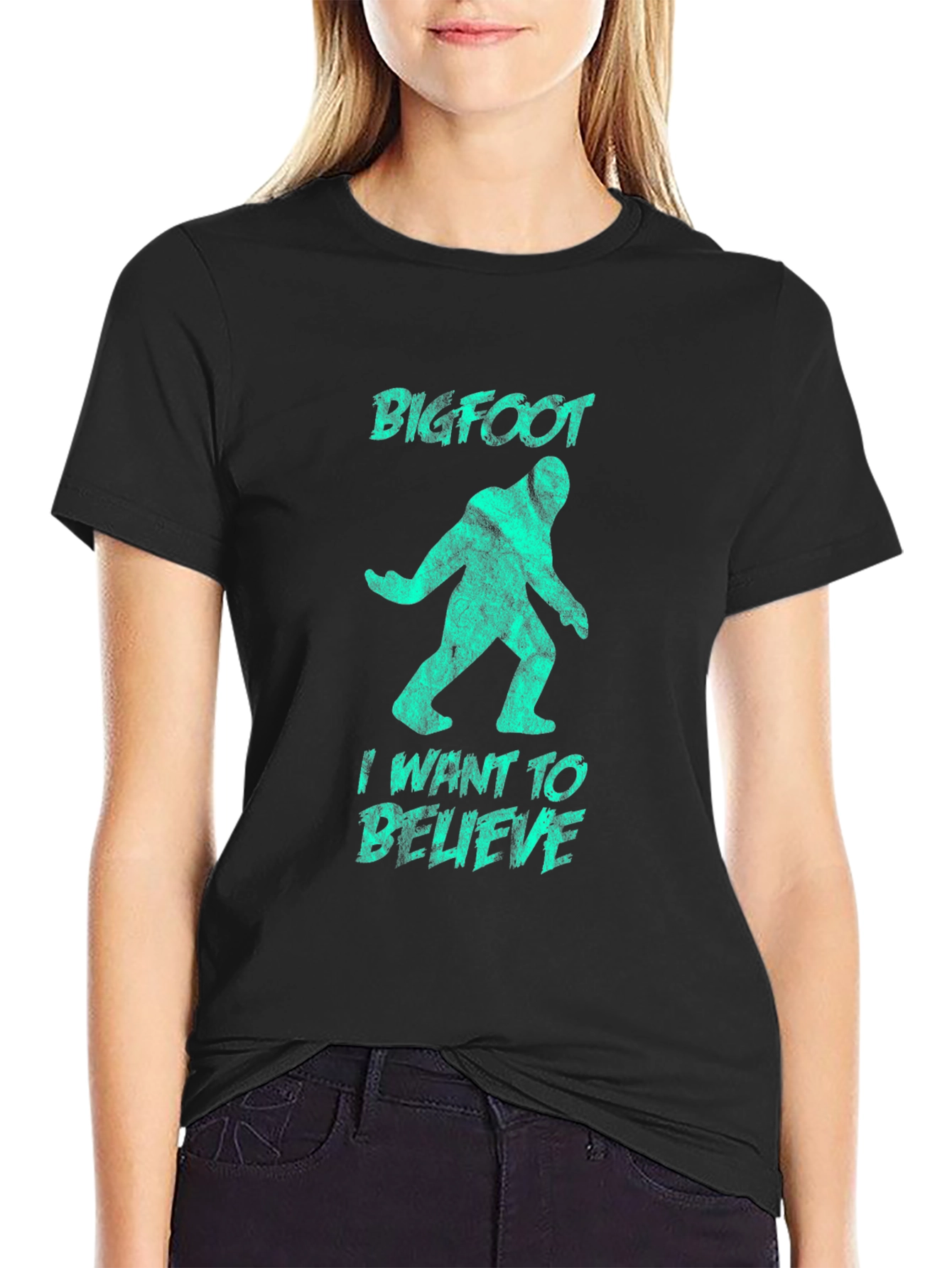 Bigfoot I Want to Believe Graphic T-Shirt