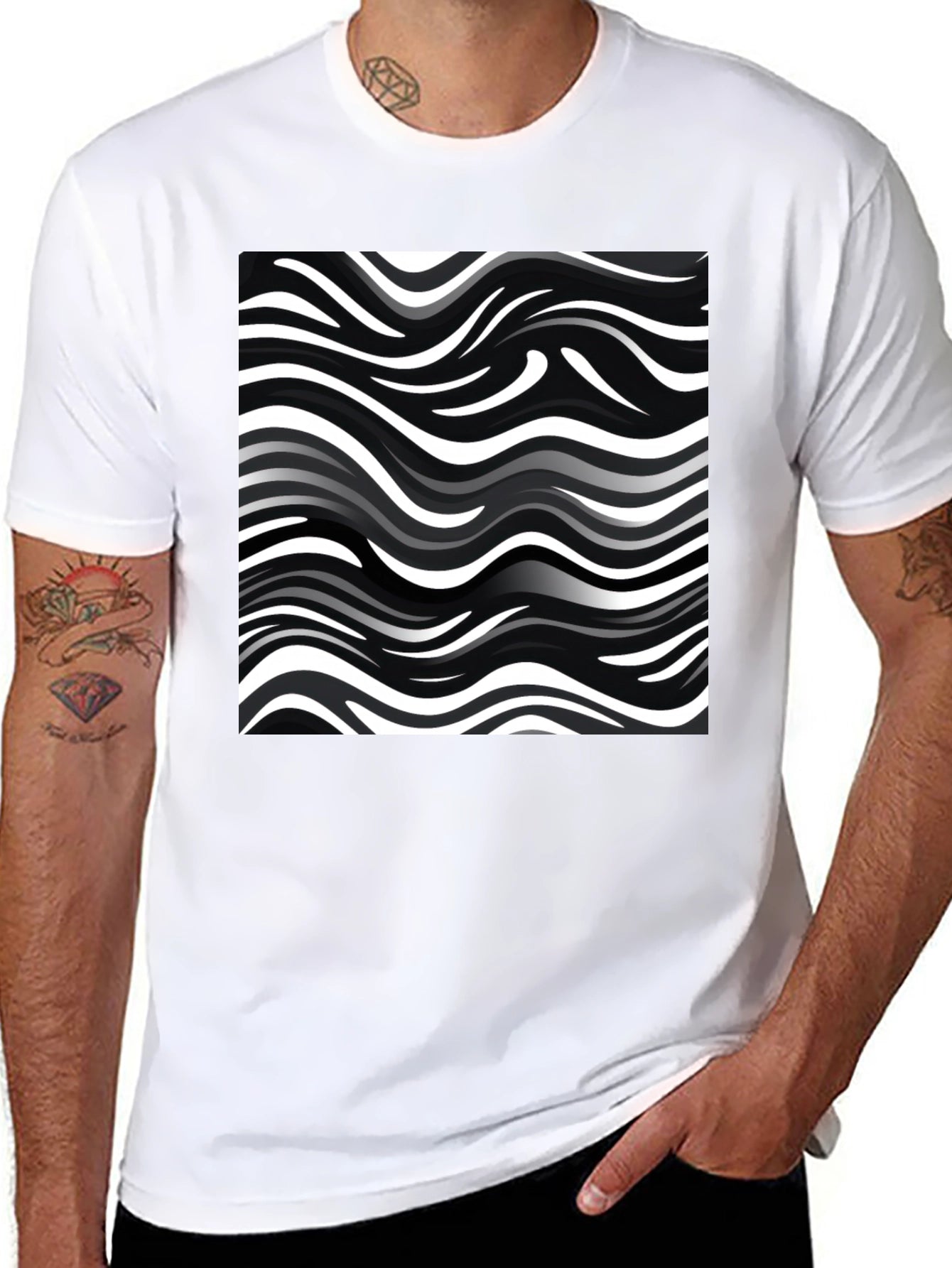 Wavy Stripe Print Black T-Shirt