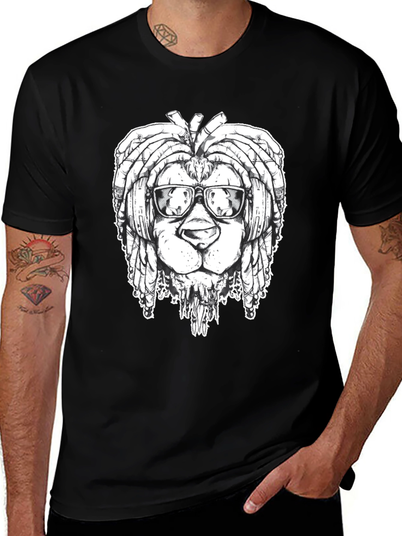 Cool Lion Dreadlocks Graphic Tee - Black
