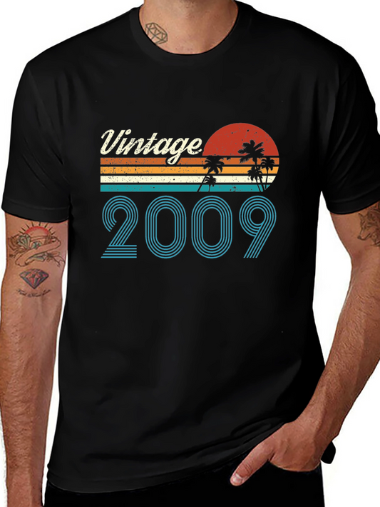 Vintage 2009 T-Shirt Retro Palm Tree Sunset Design