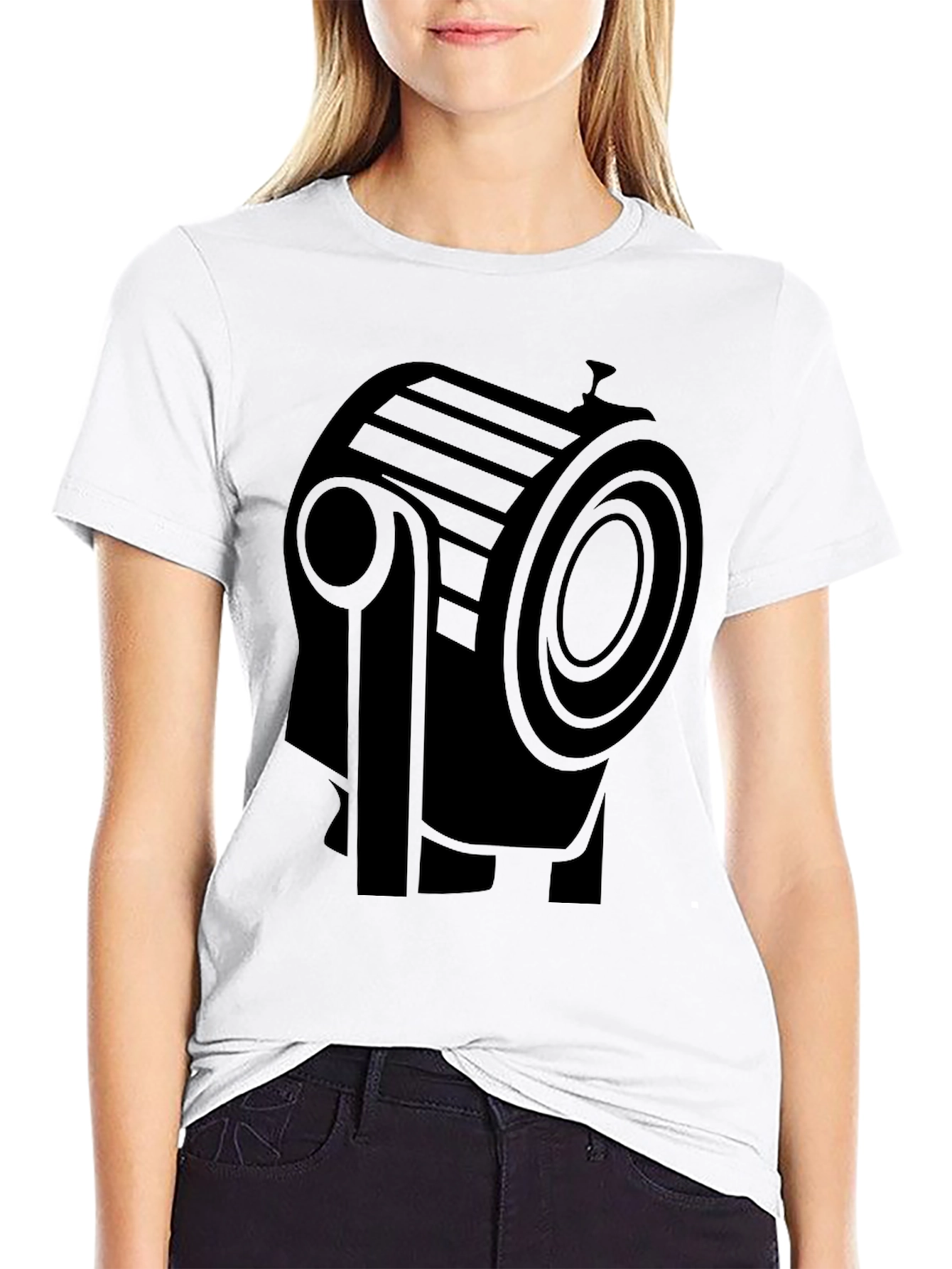 Spotlight Graphic Tee - Sleek Black T-Shirt